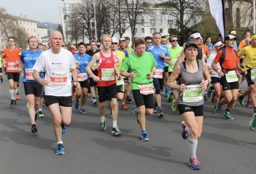 Das war der Oberbank Linz Donau Marathon 2023 - Magazin - #1 ...